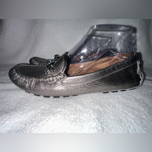 Coach Arlene loafers, Arlene Driving Moccasin style in Pewter/silver leather - Picture 3 of 12